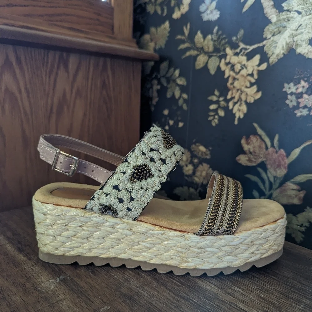 Patrizia by Spring Step Floral Stitched Wedge Heel Beaded Embellishments Size 8